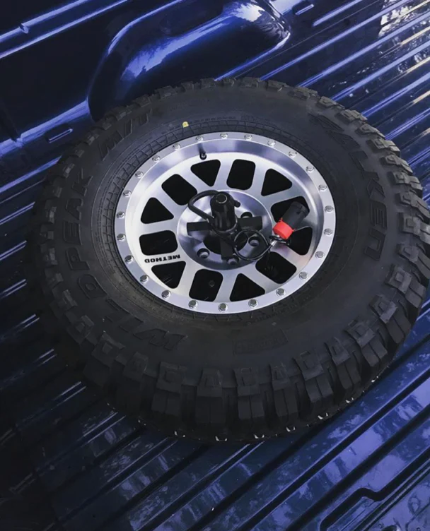 Flat Bed Mount Tire Carrier - Image 3